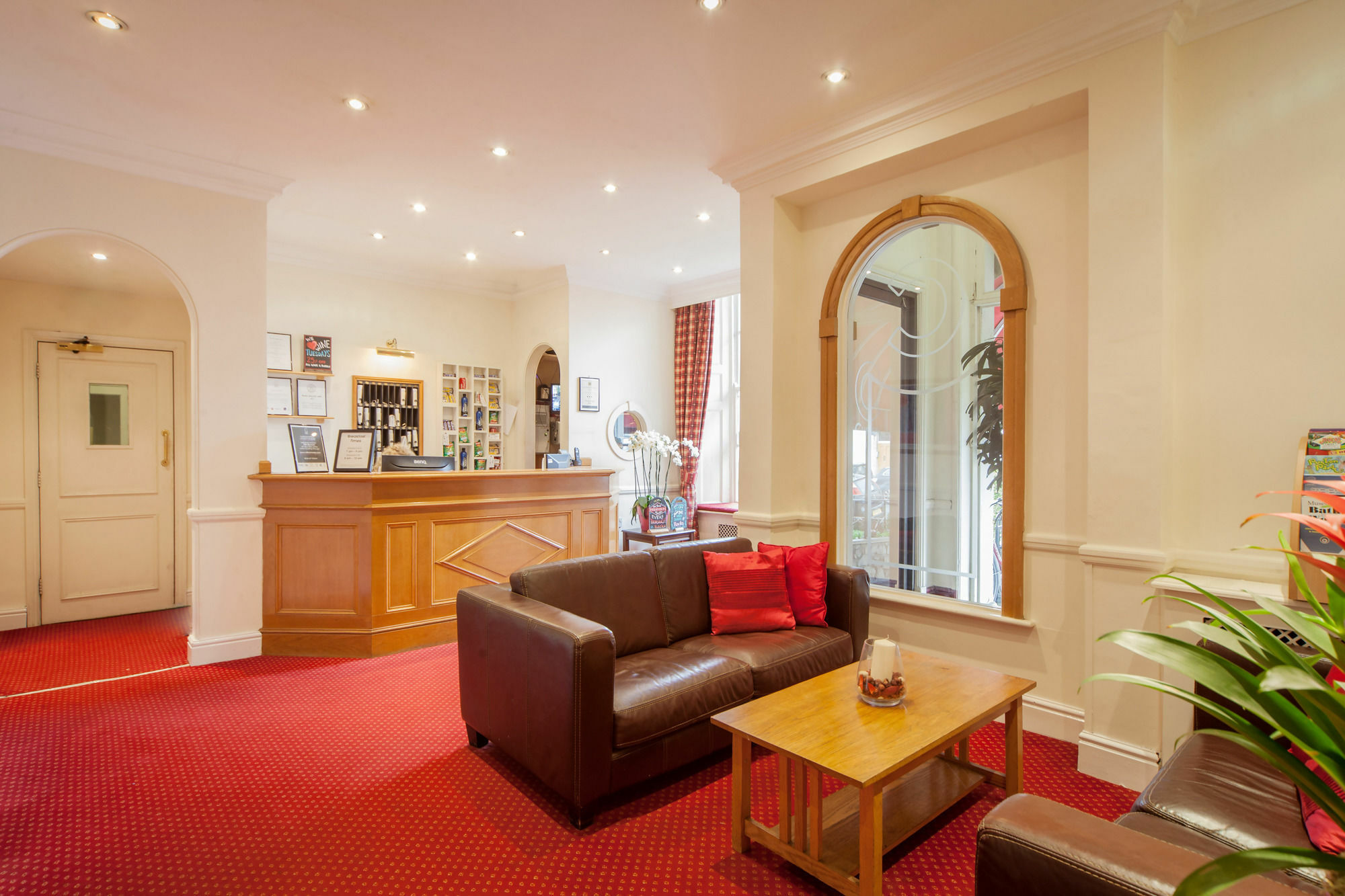The Washington Hotel Bristol Exterior photo